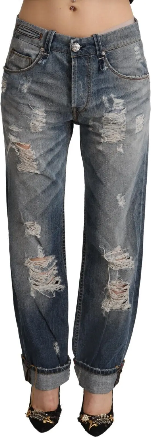 Jeans Yacht