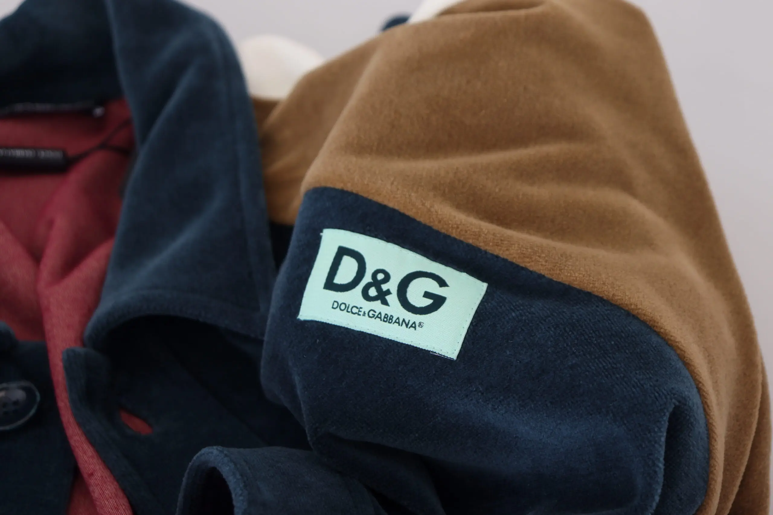 Dolce & Gabbana dan sviter