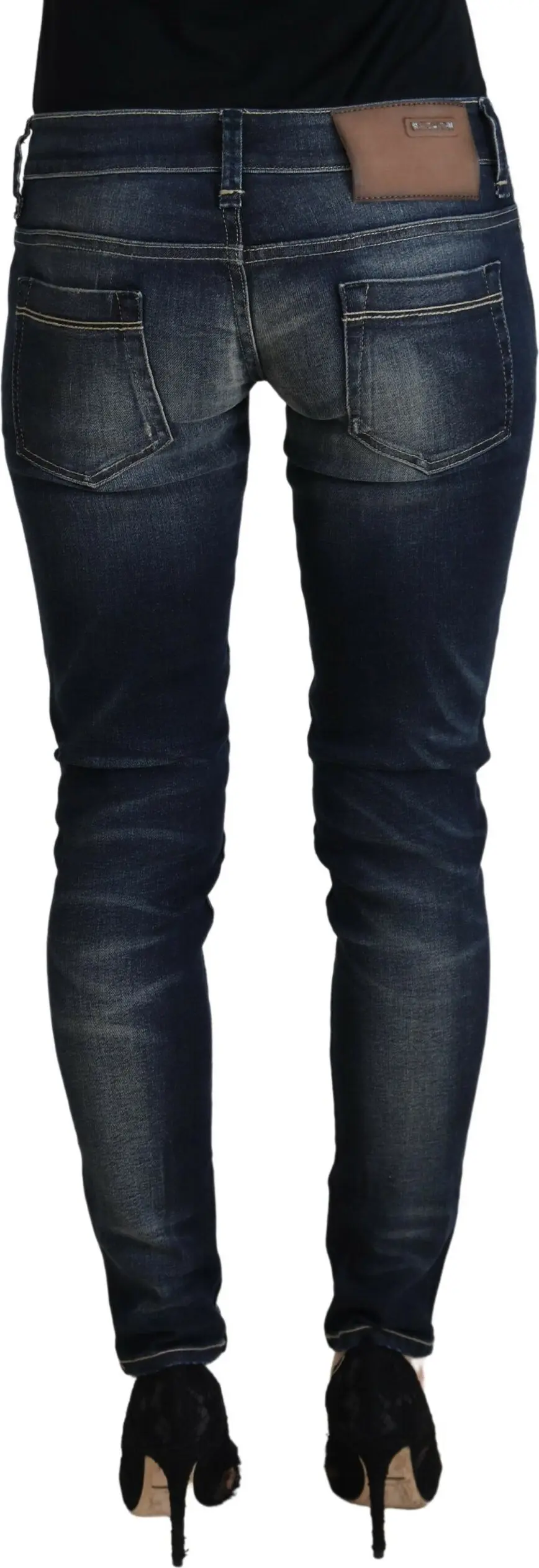 Jeans Yacht