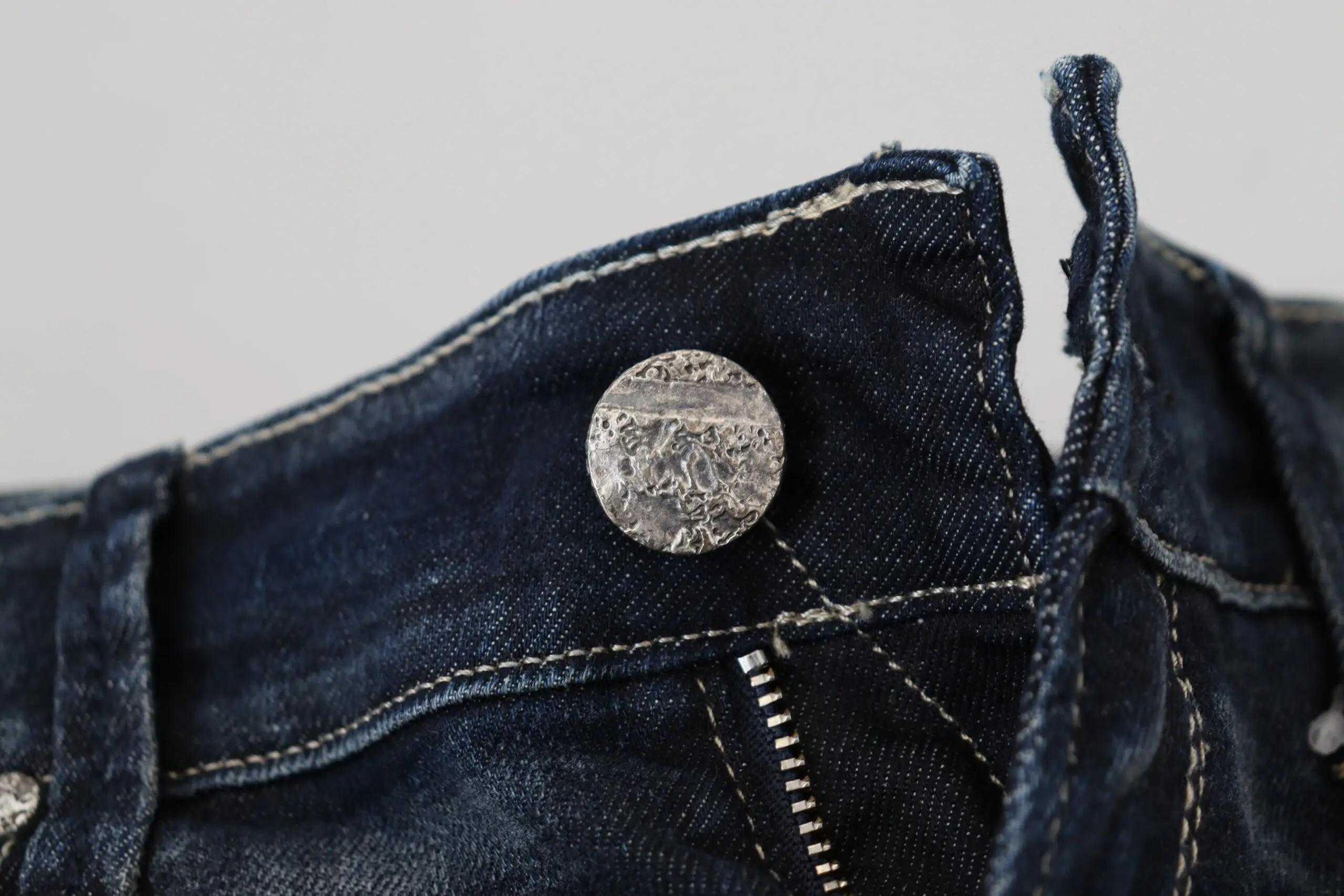 Jeans Yacht