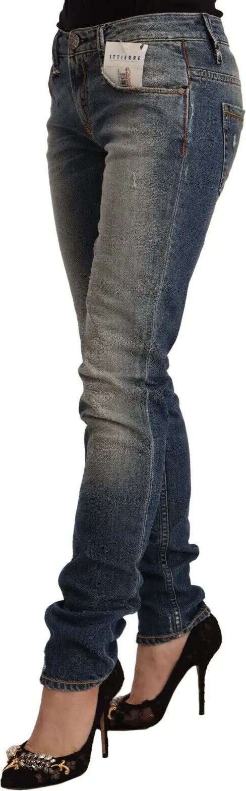 Jeans Yacht