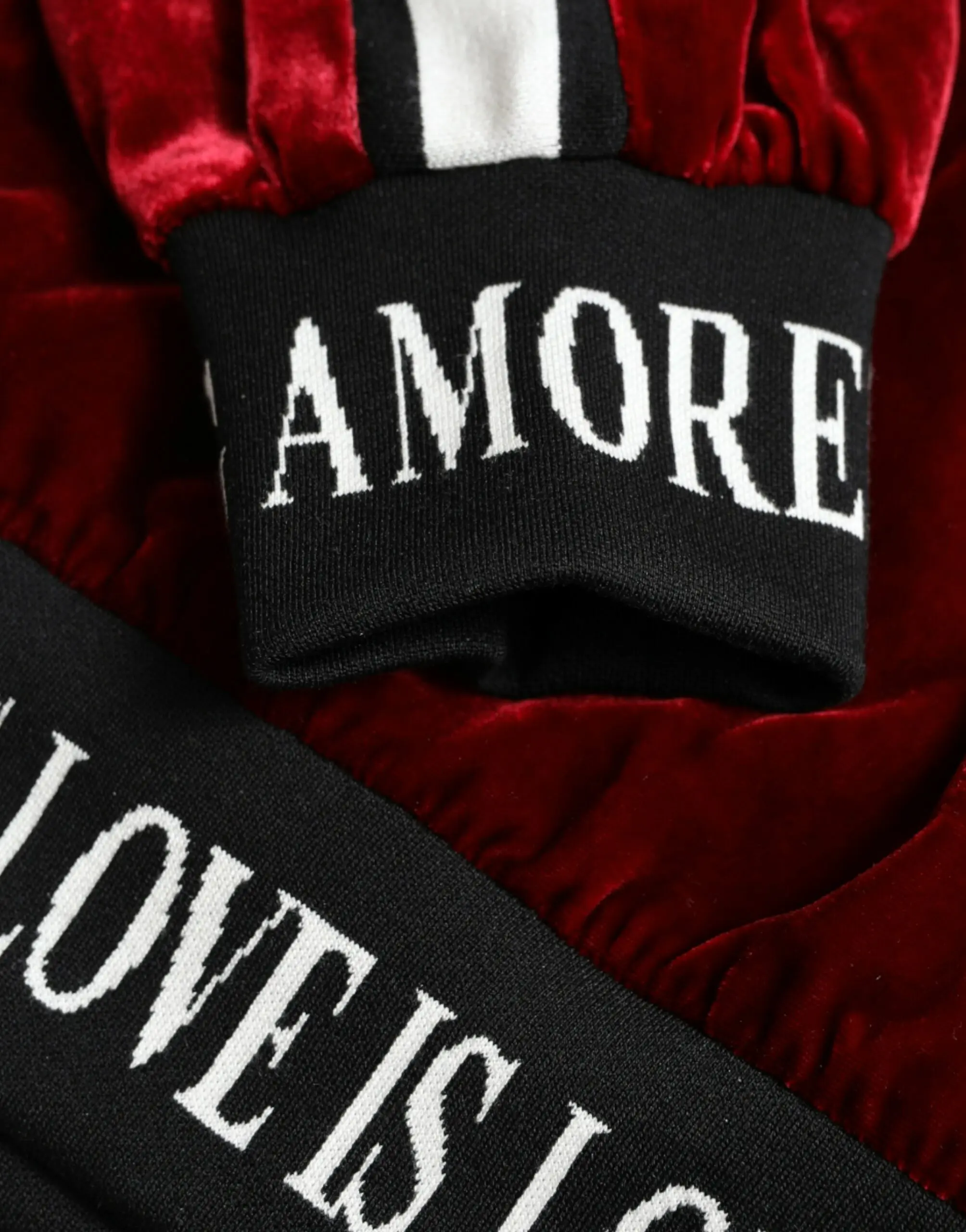 Dolce & Gabbana Bordeaux Velvet Pullover Sviter