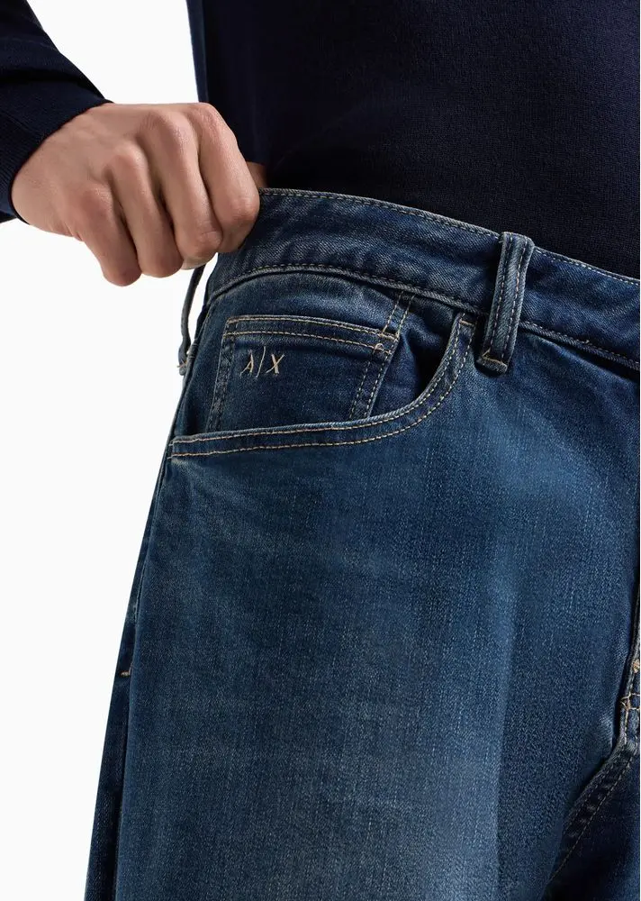 Джинсы Armani Exchange