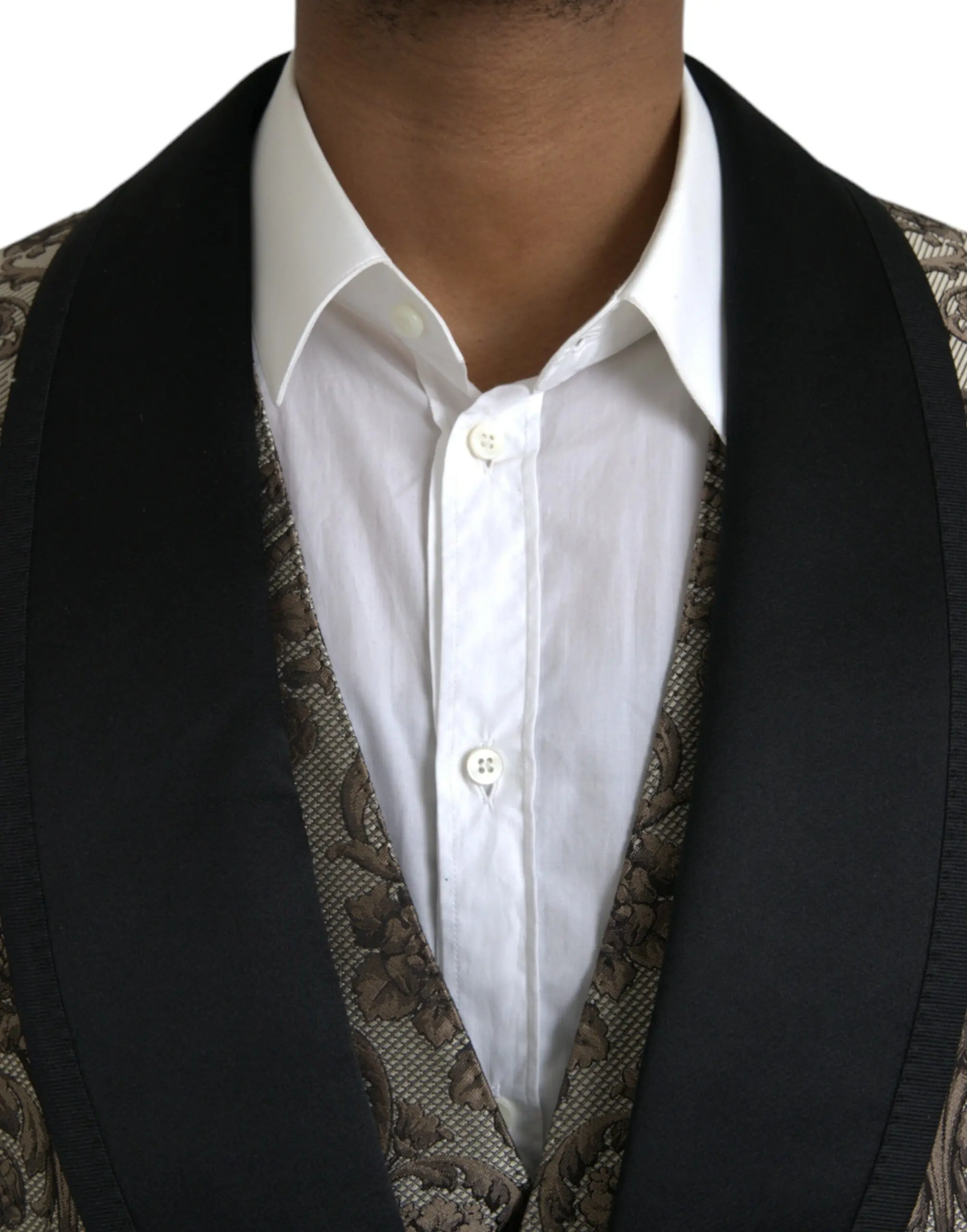 3 ta Dolce & Gabbana kostyumi