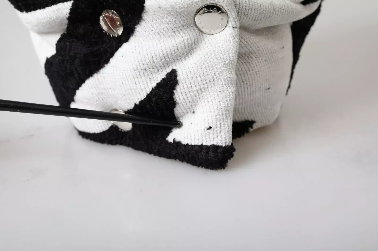 Hat Dolce & Gabbana Black White Wool Whole Head Wrap Hat
