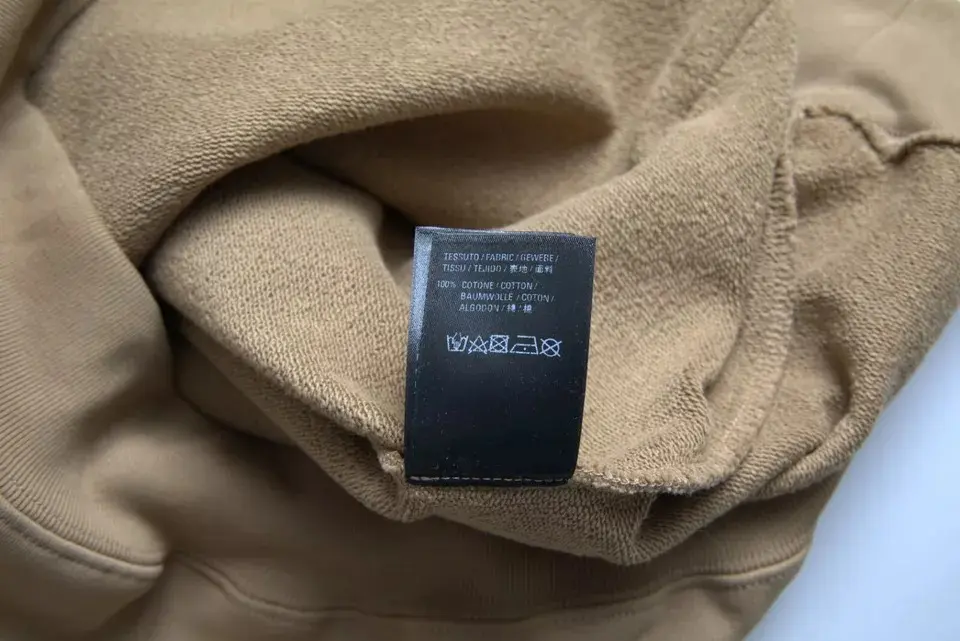 Balenciaga Tudorli sviter