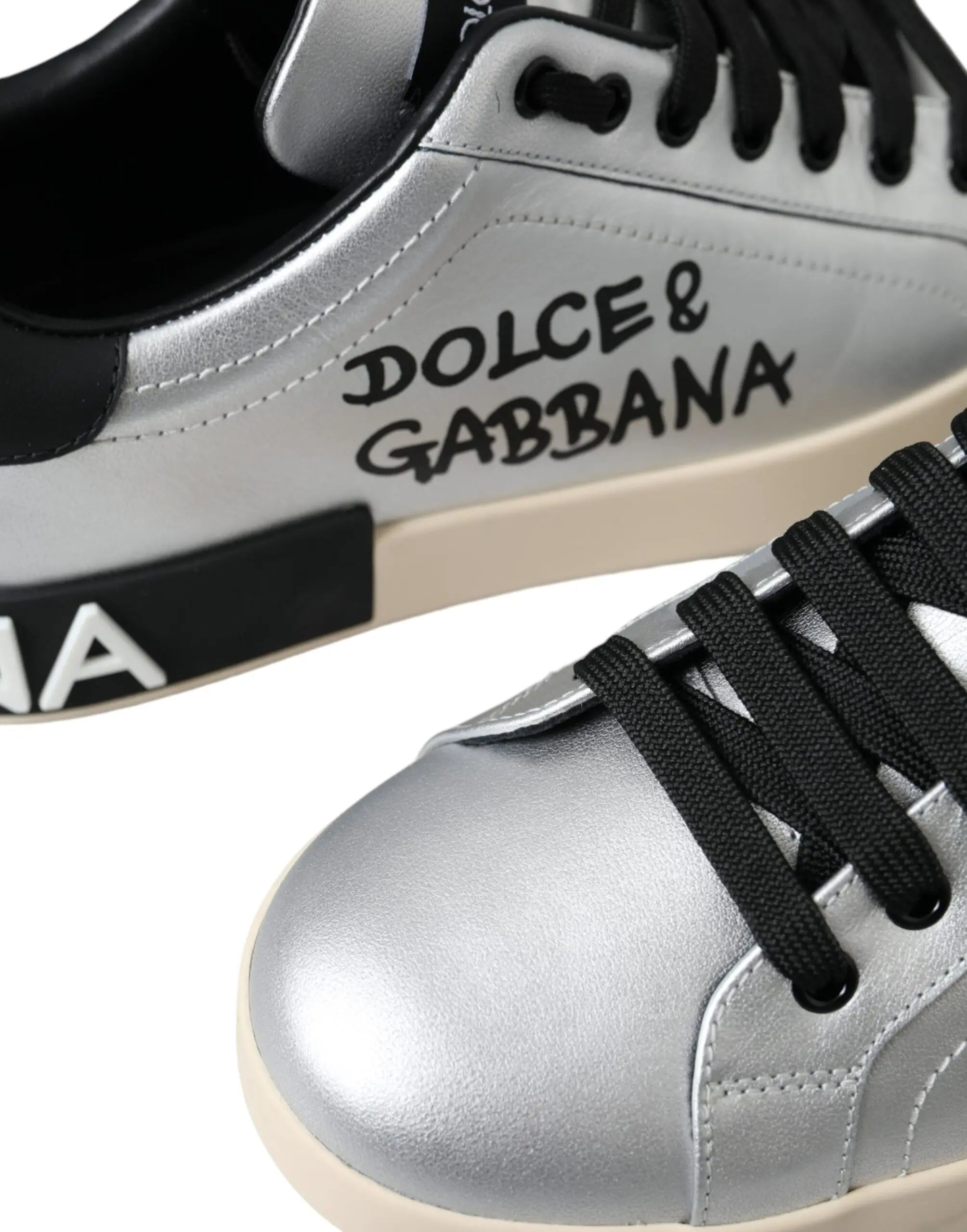Dolce & Gabbana dan 100% moliy teridan tikilgan krossovkalar