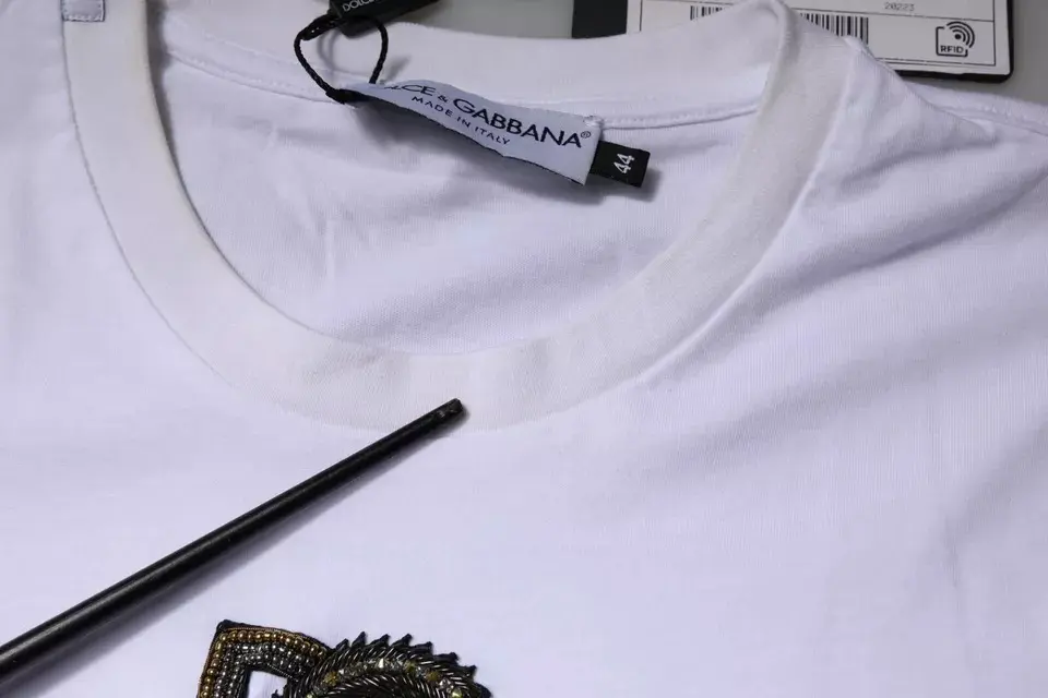 Футболка Dolce & Gabbana Белая хлопковая футболка с круглым вырезом и логотипом DG