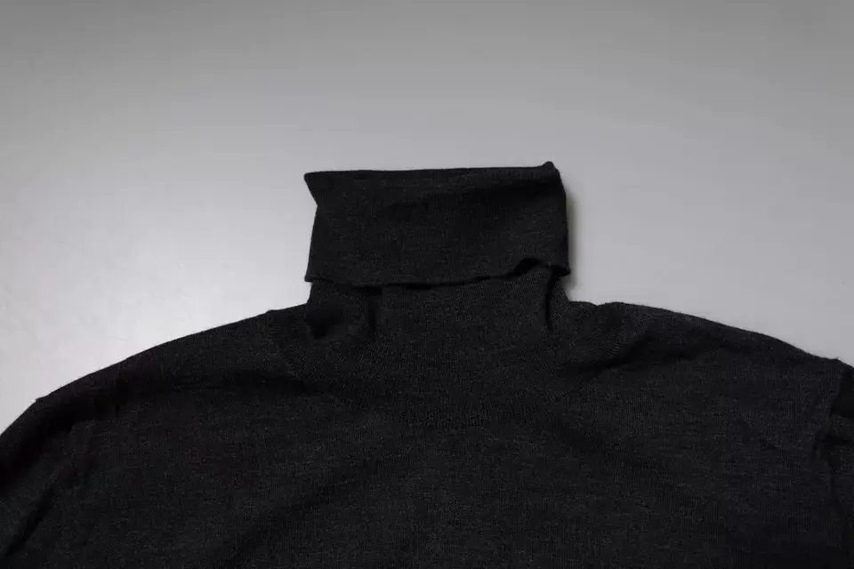 Black Wool Turtleneck Pullover Sweater Dolce & Gabbana