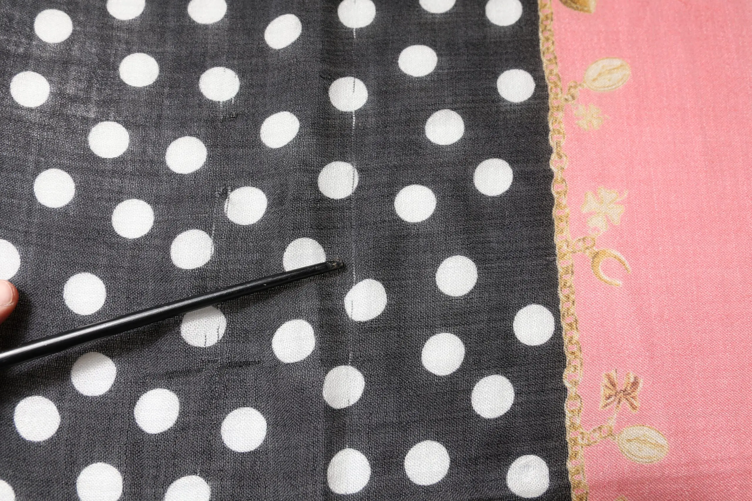 Scarf Dolce & Gabbana Black White Polka Dots Fringes Wrap