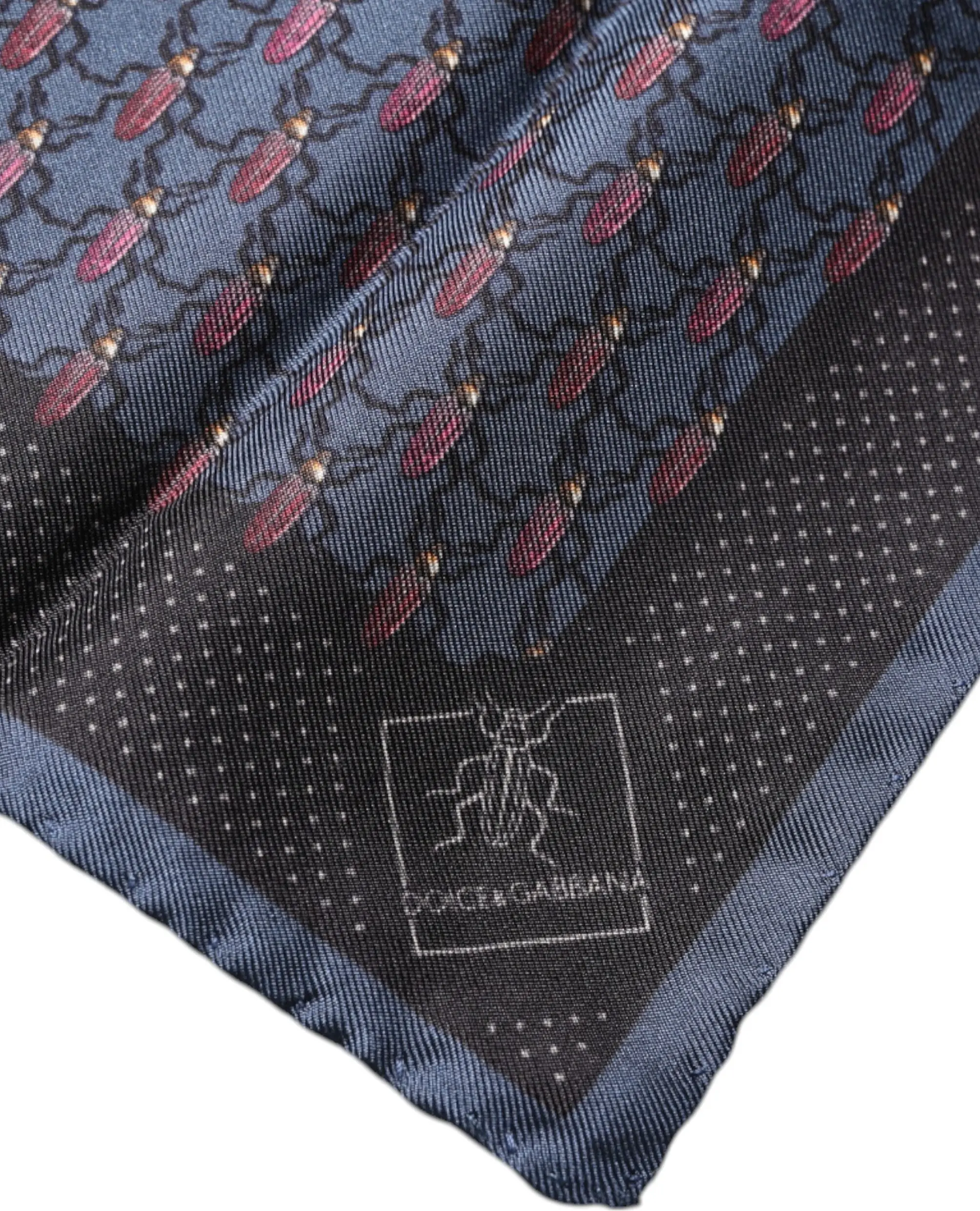 Dolce & Gabbana dastyorlik roʻmoli