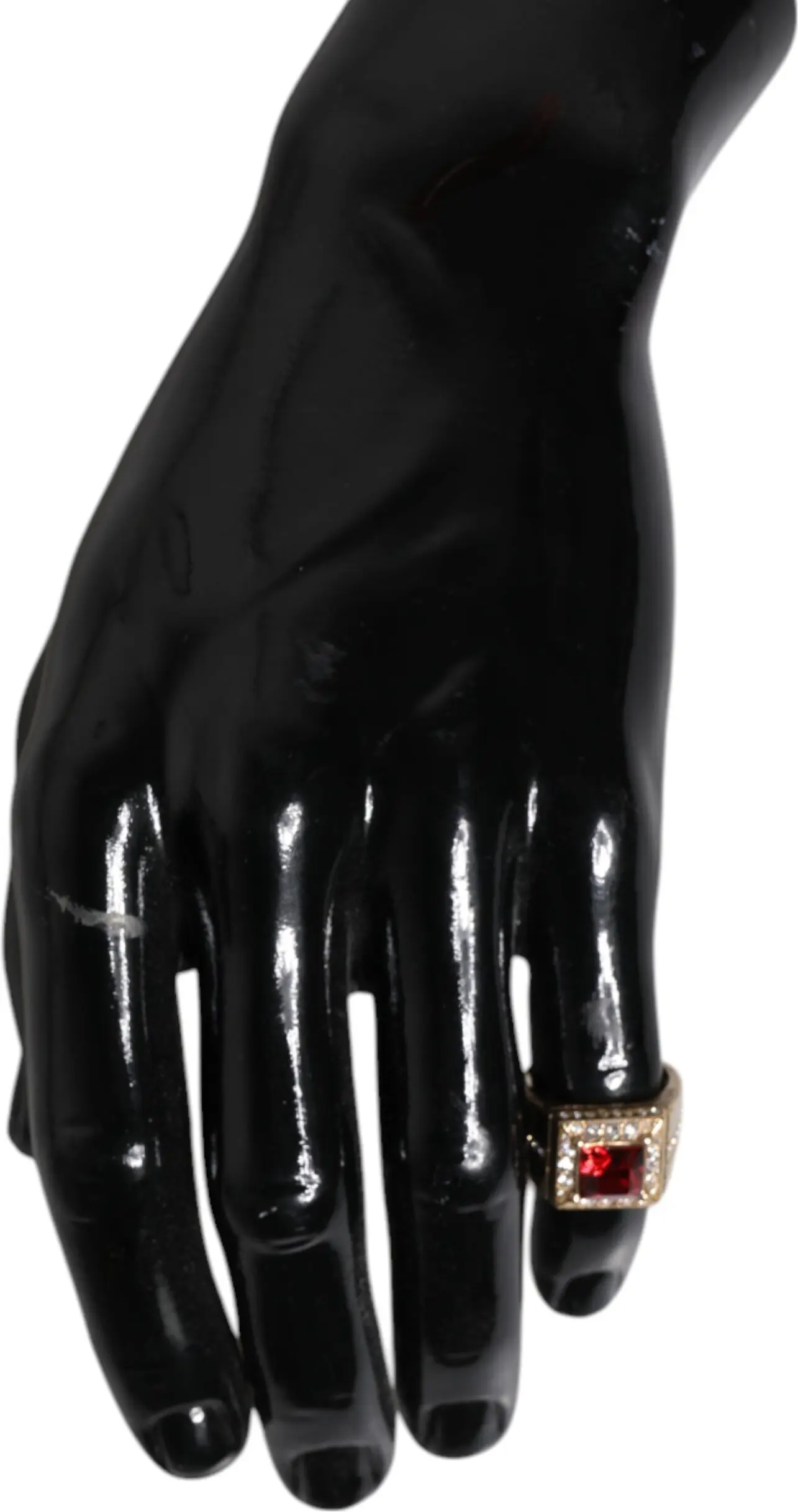 Dolce & Gabbana uzugi