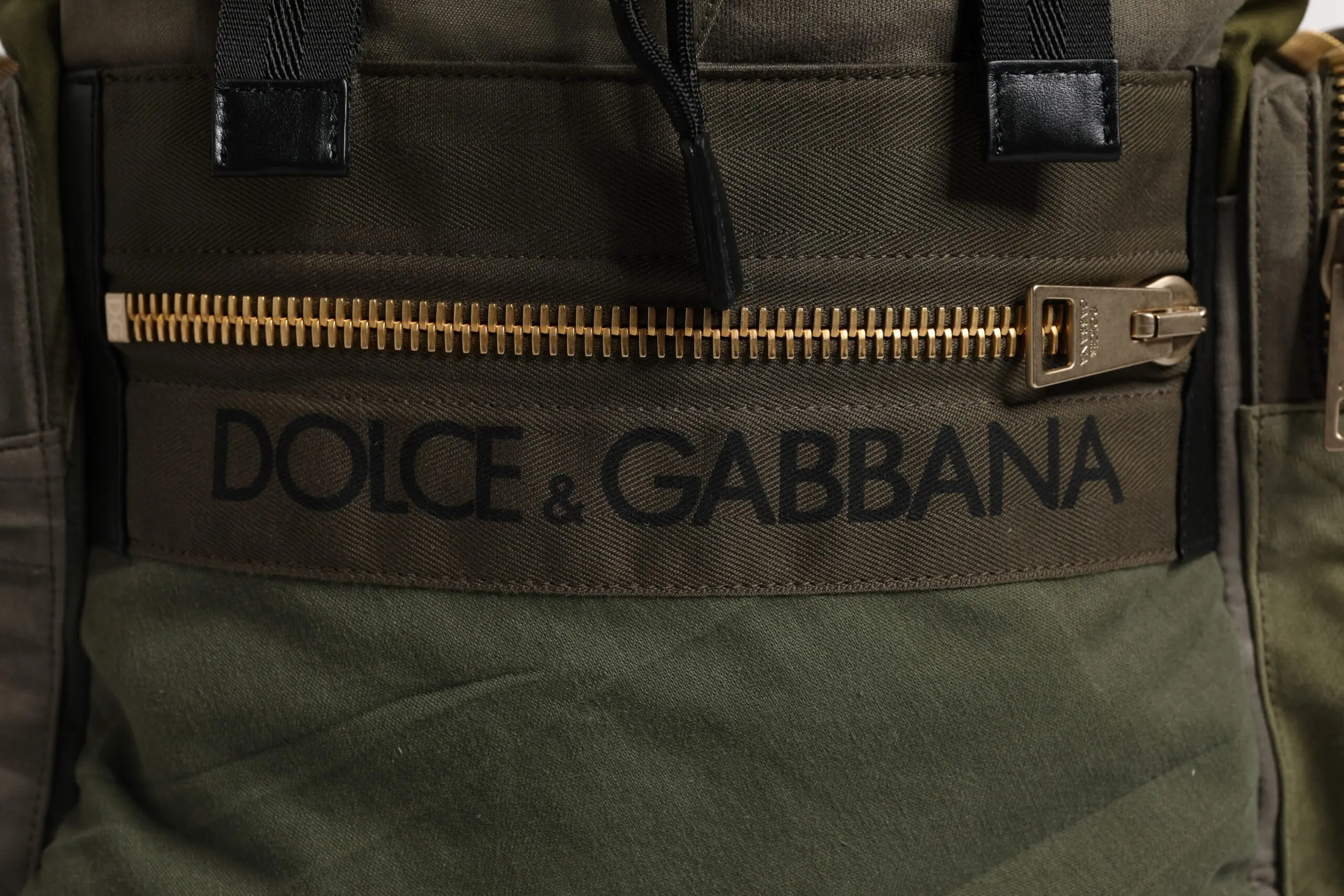 Dolce & Gabbana sumkasi