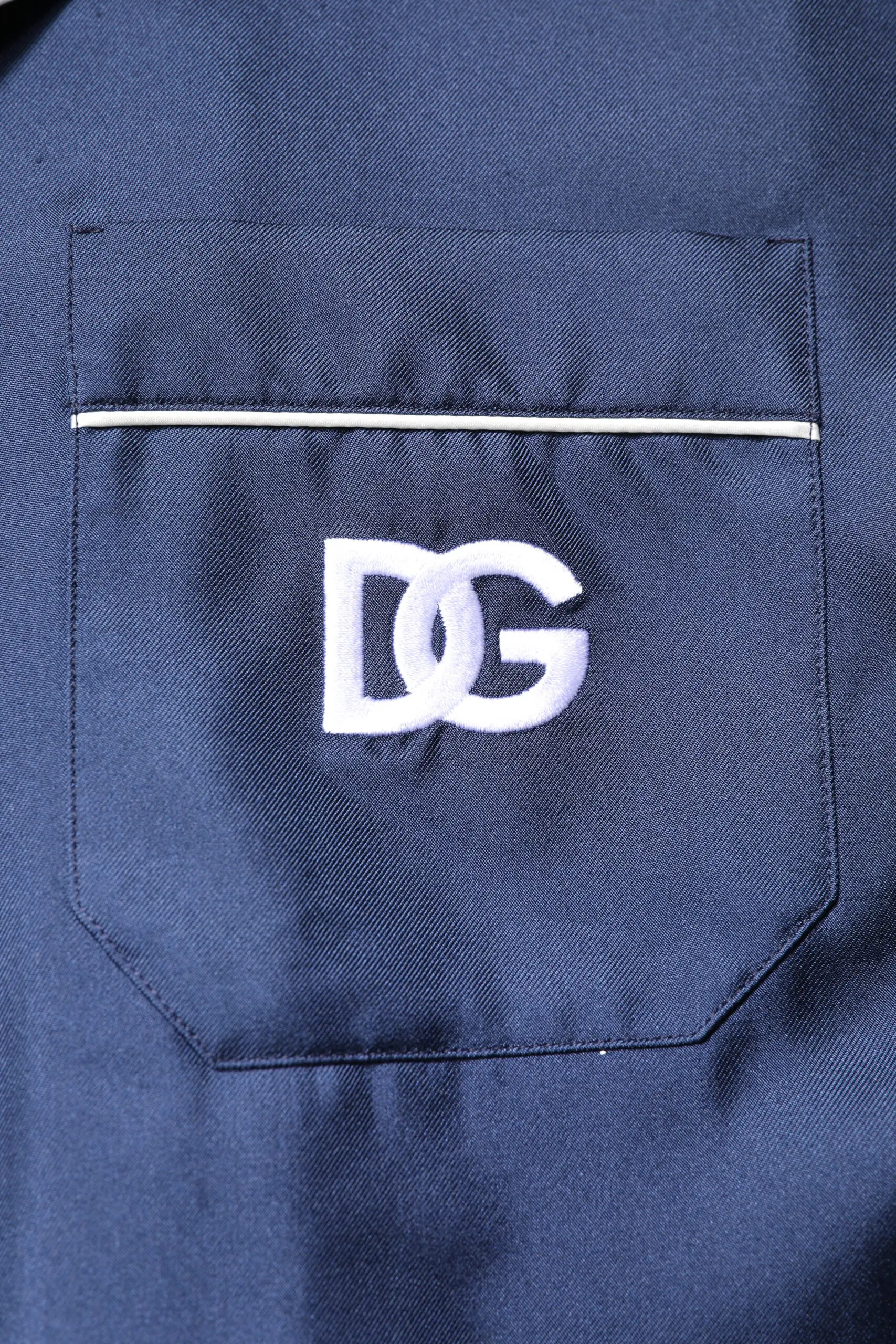 Dolce & Gabbana tasodifiy ko'ylagi