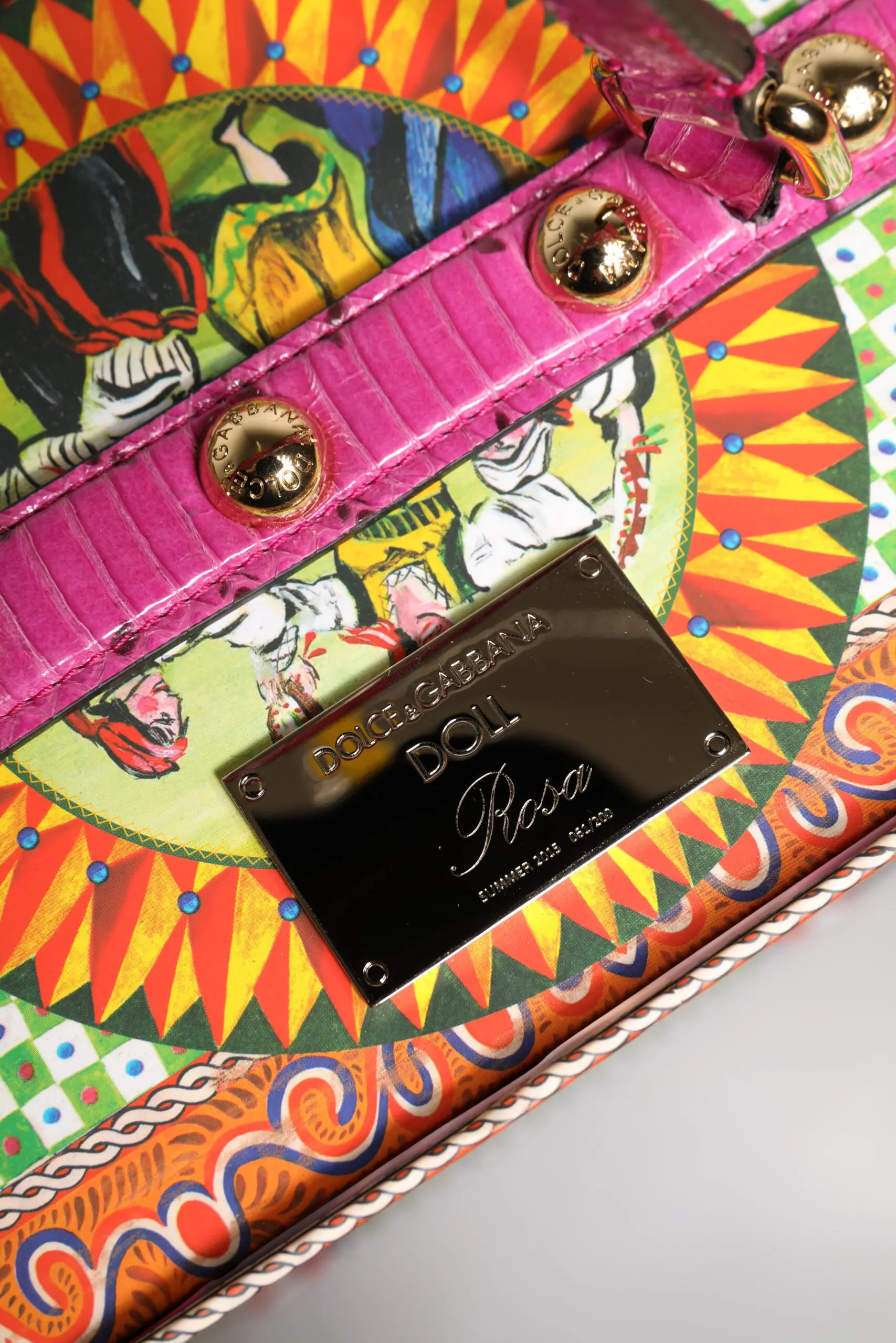 SharDolce & Gabbana