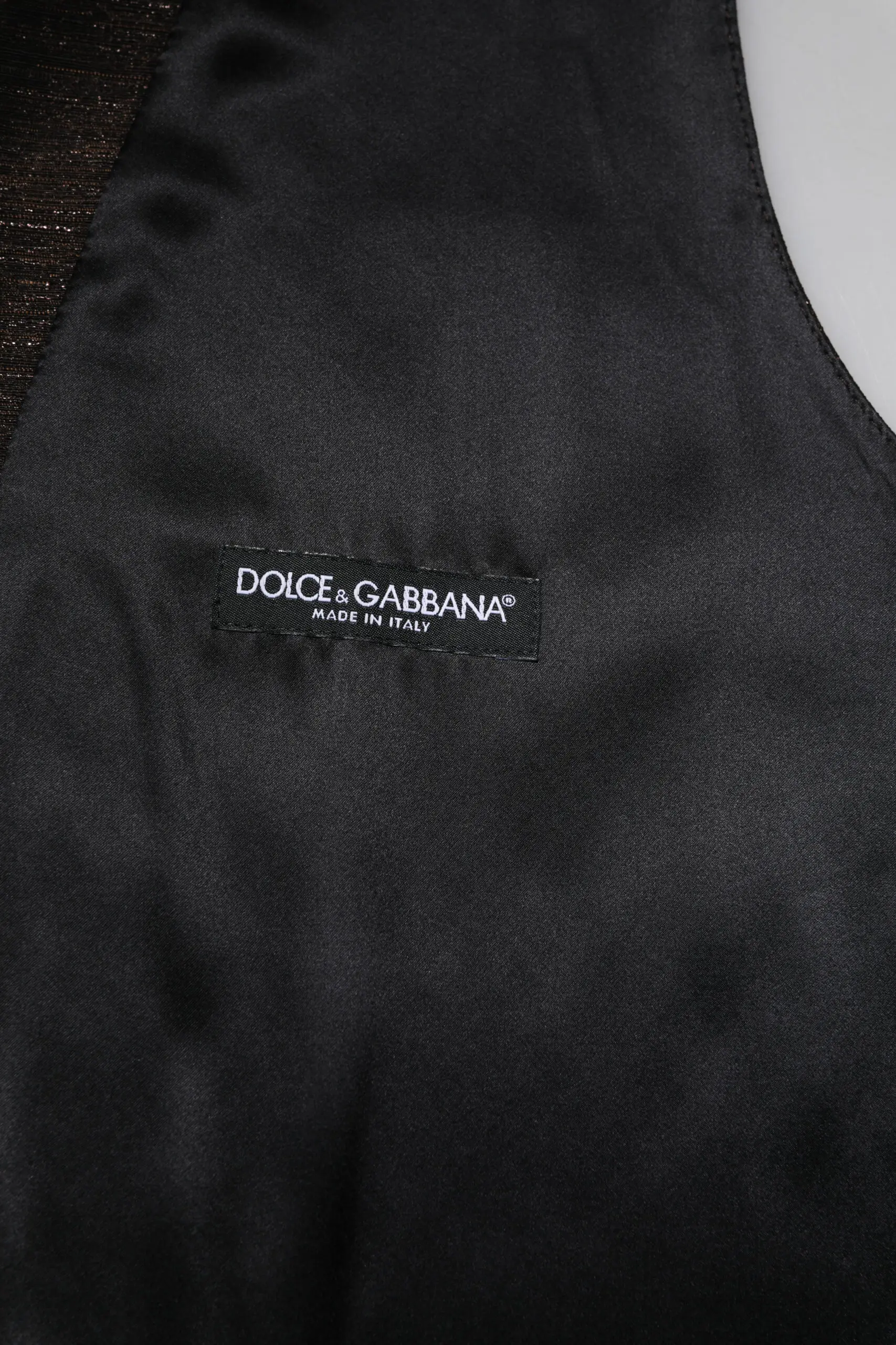 Элегантный жилет Dolce & Gabbana