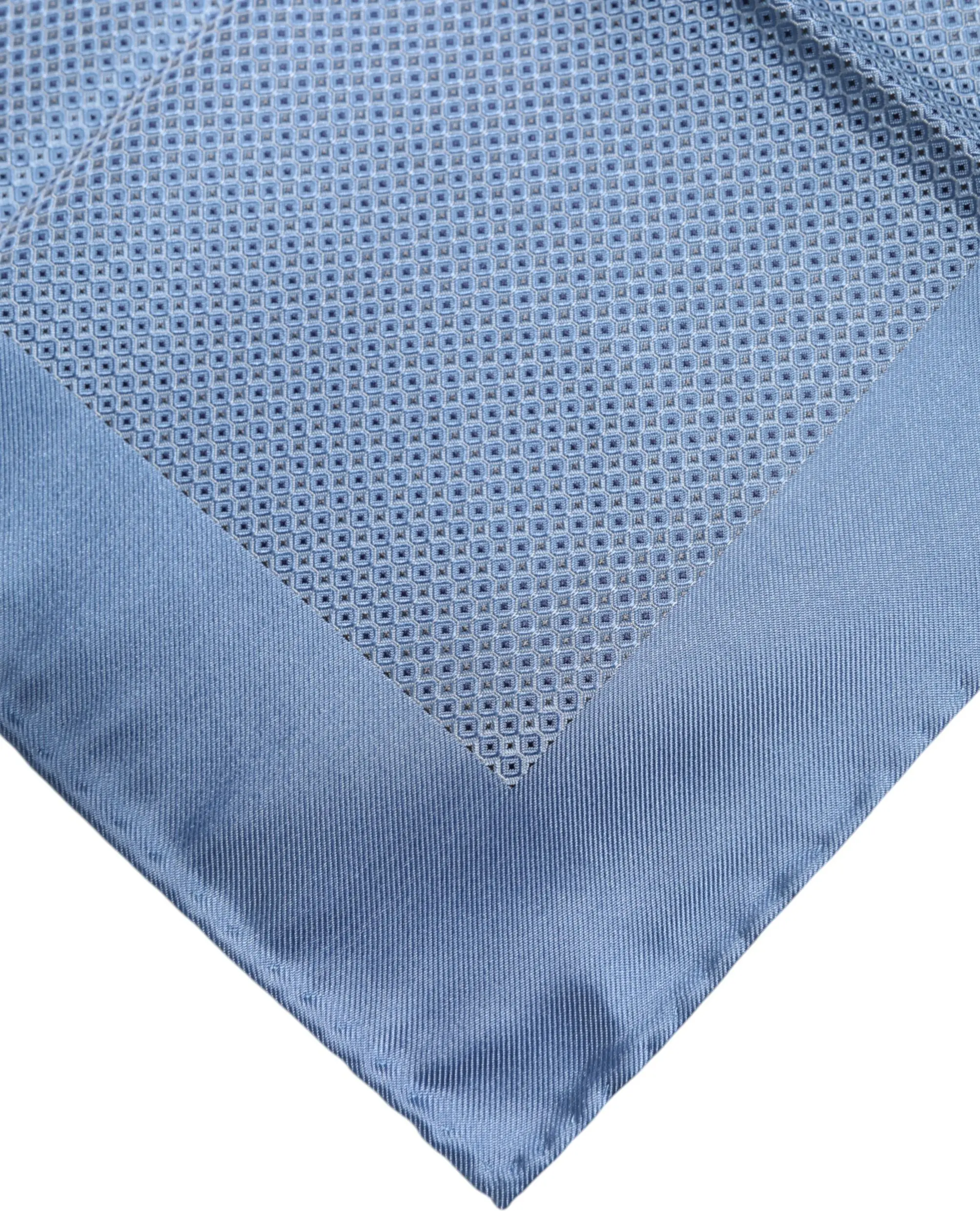 Dolce & Gabbana yengil ko'k rangli foulard sharf