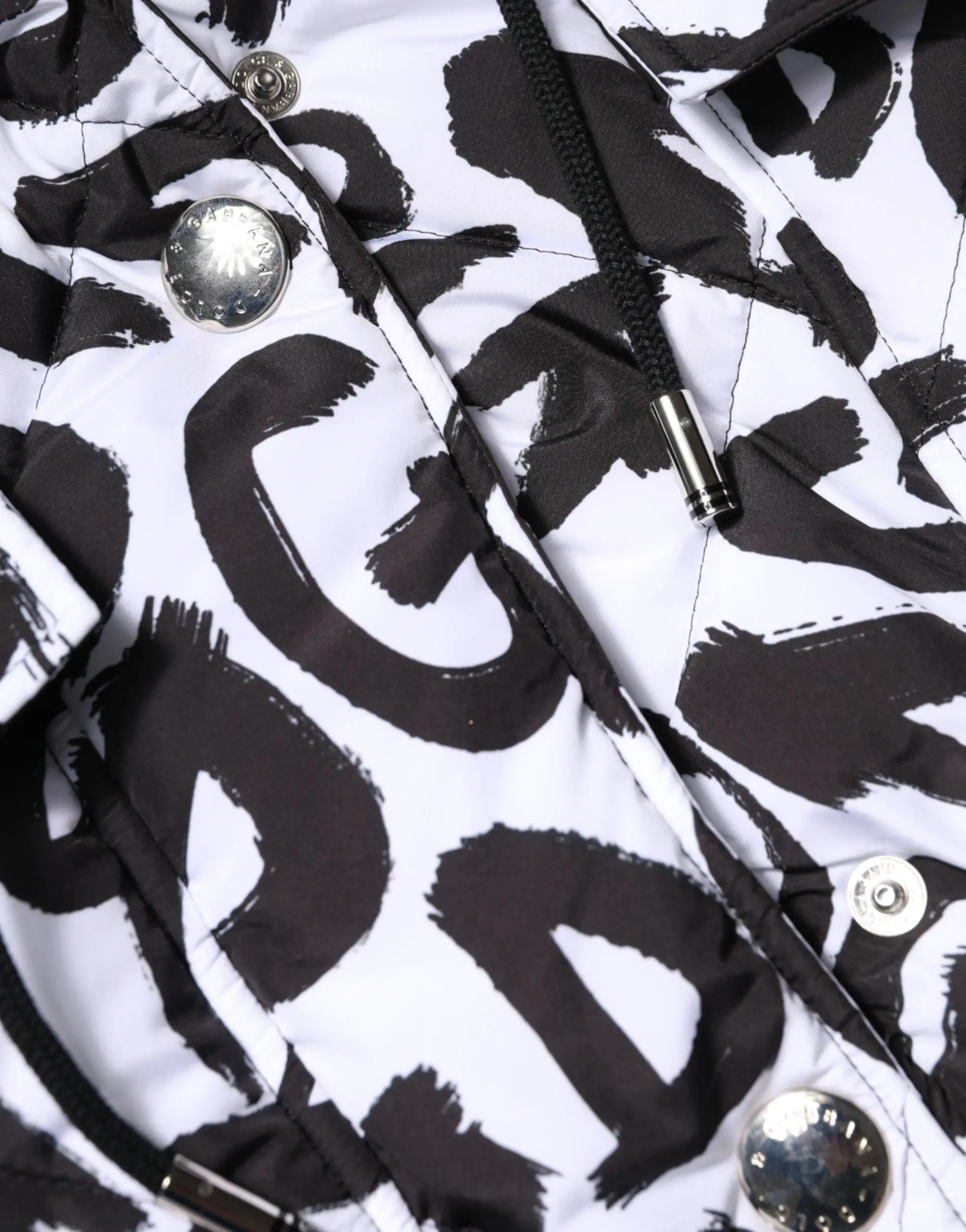 Dolce & Gabbana'dan yengli japka