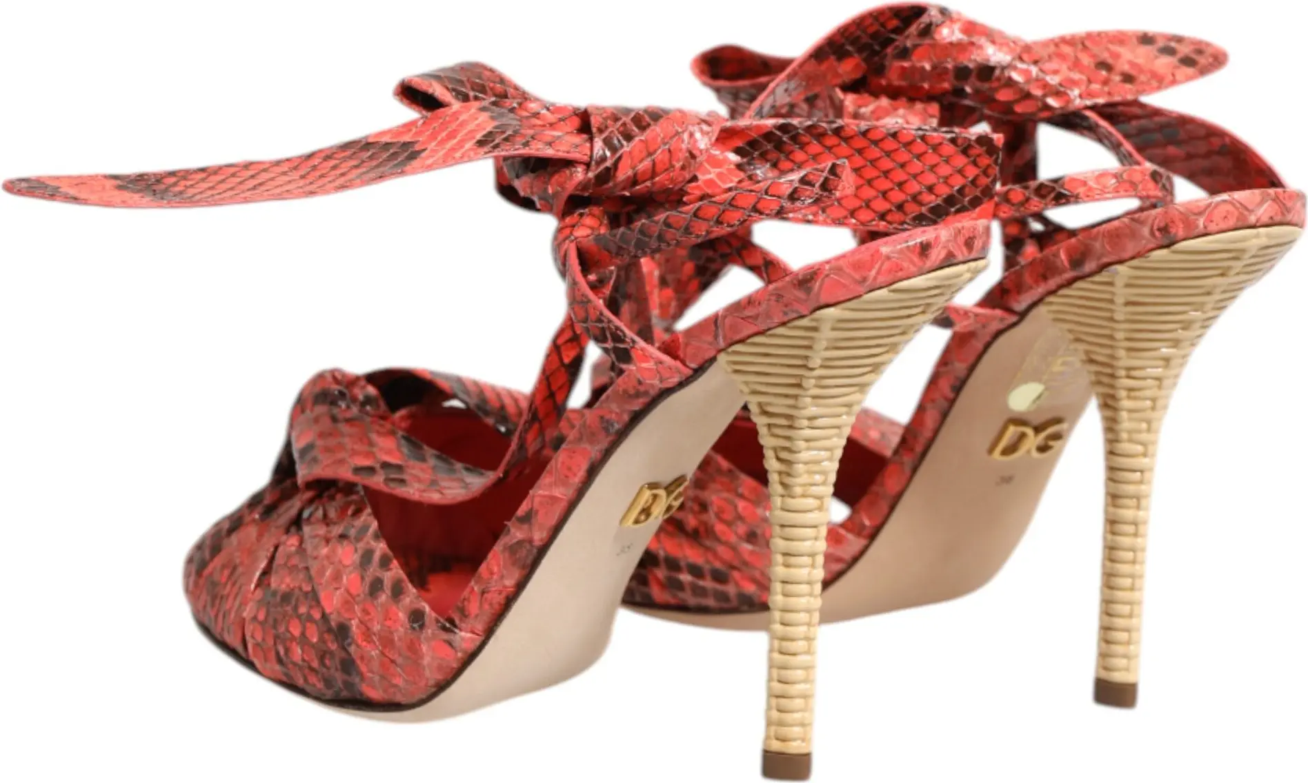 Dolce & Gabbana'dan o'tkir zoomblar