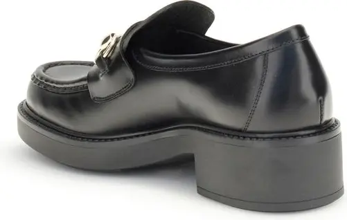 Loafers Gucci