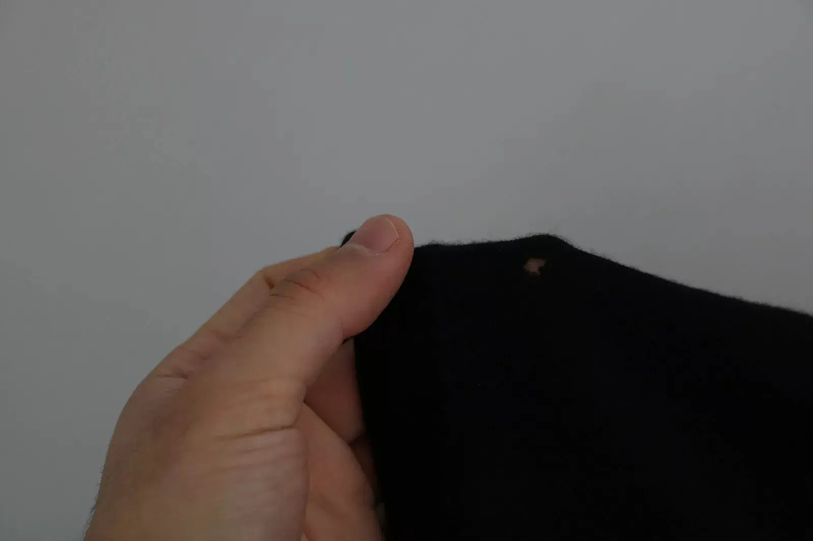 Black Cashmere Crewneck Pullover Sweater Dolce & Gabbana