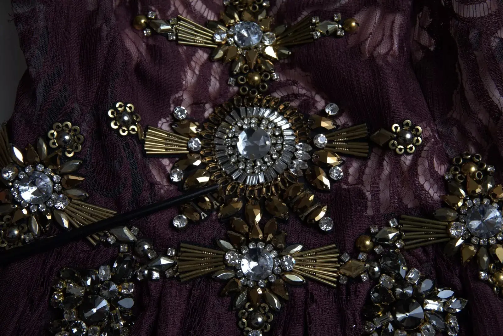 Фиолетовое платье-макси Dolce & Gabbana из вискозы А-силуэта