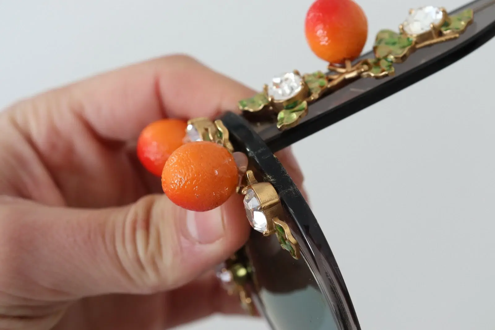Солнцезащитные очки Dolce & Gabbana DG4283B