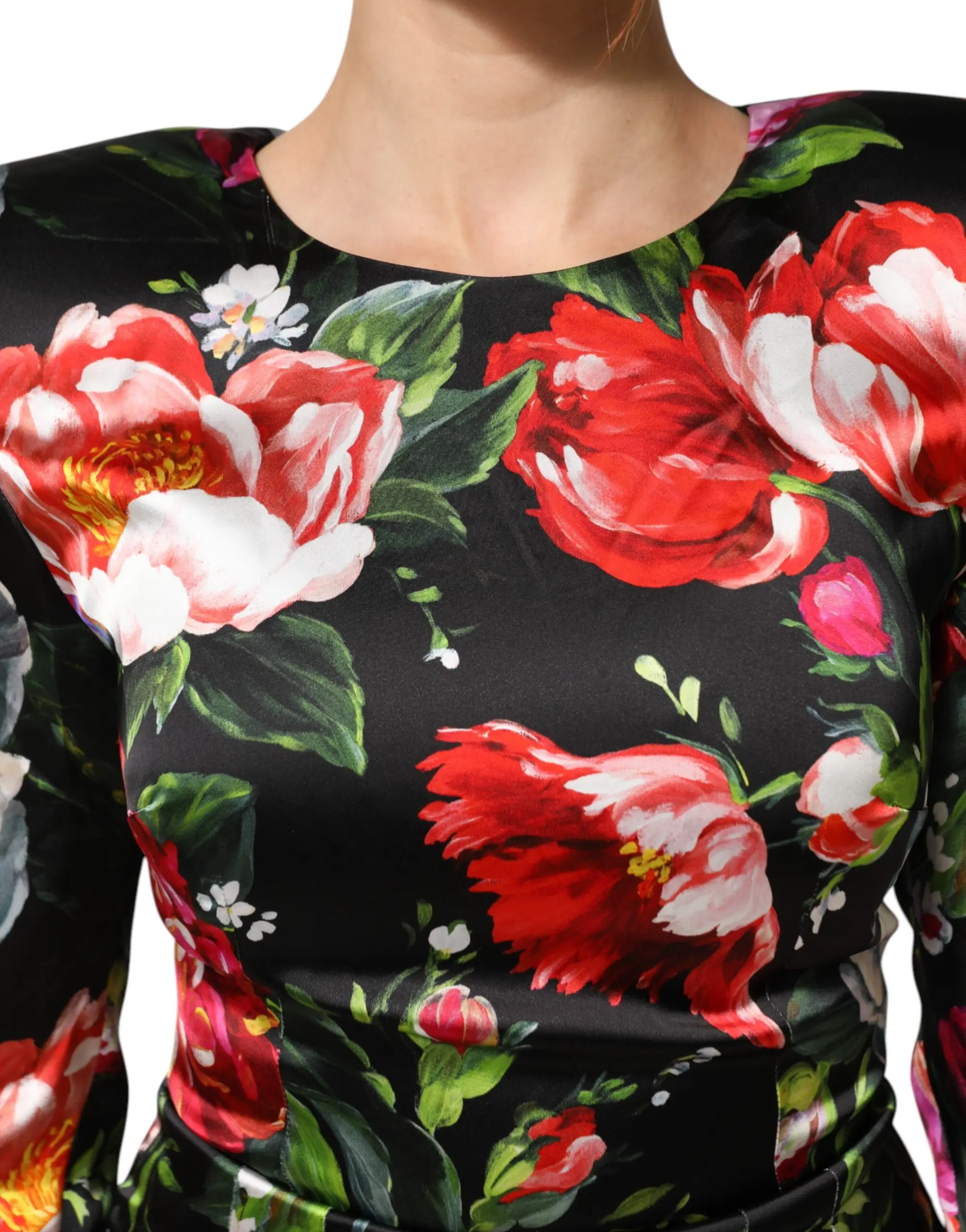 Черное платье-футляр с цветочным принтом Fiori Pittorici от Dolce & Gabbana
