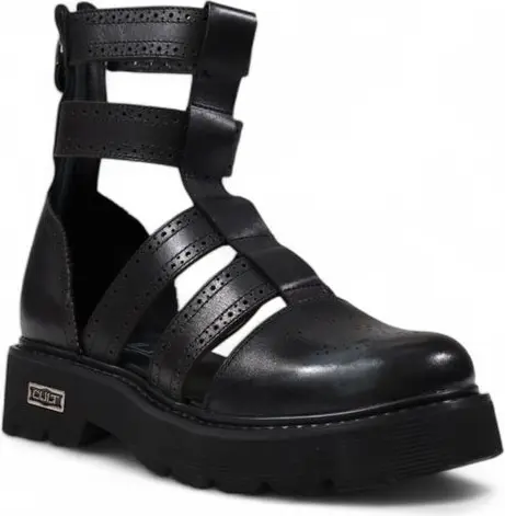 Sandals Cult