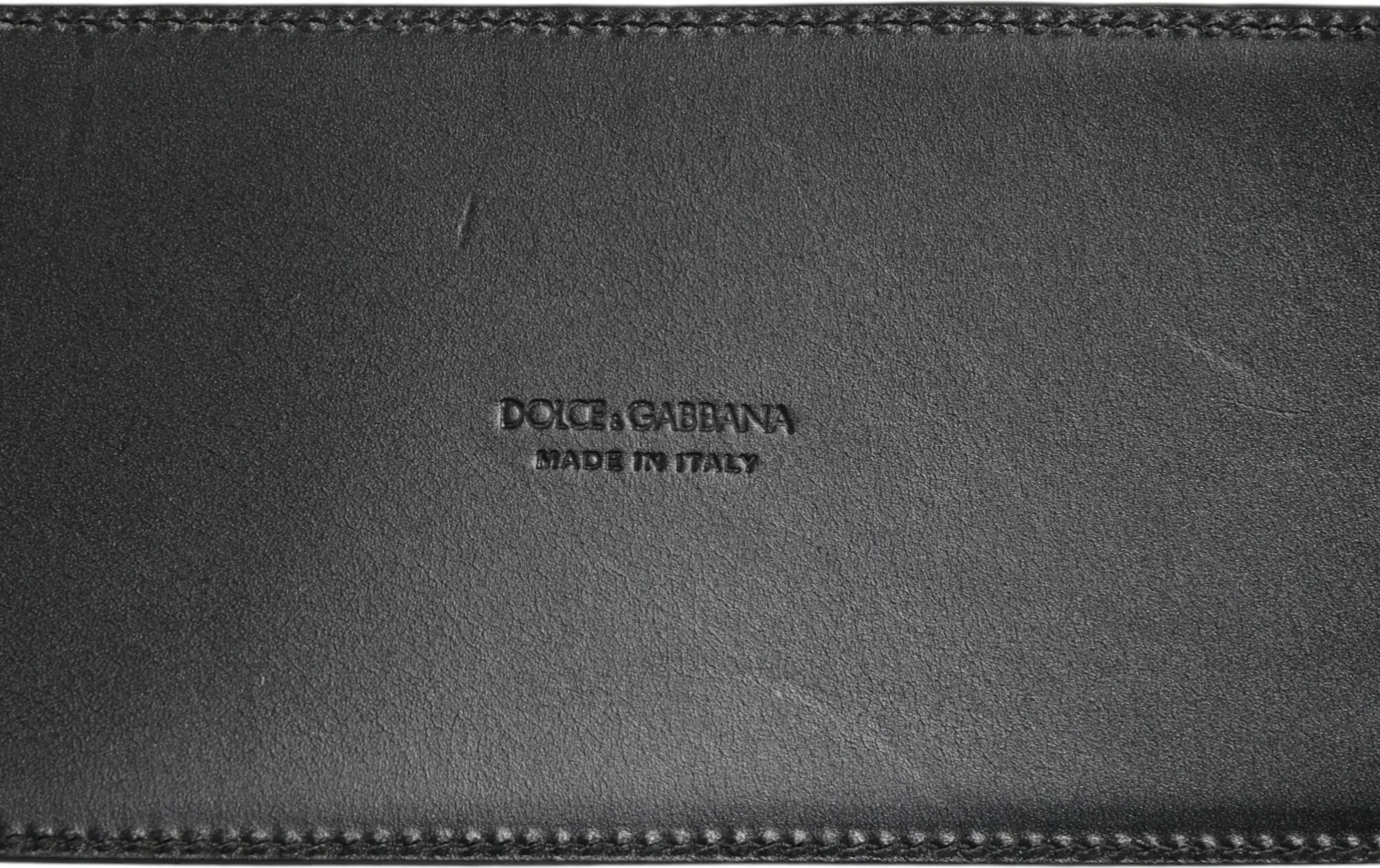 Dolce & Gabbana Qora charmzola 4 ta tasma metall ko'p tokali