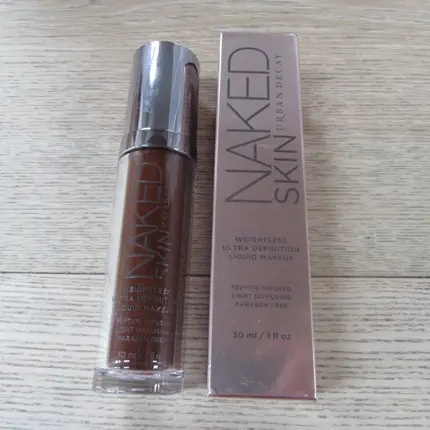 Suyuq tonal krema Urban Decay