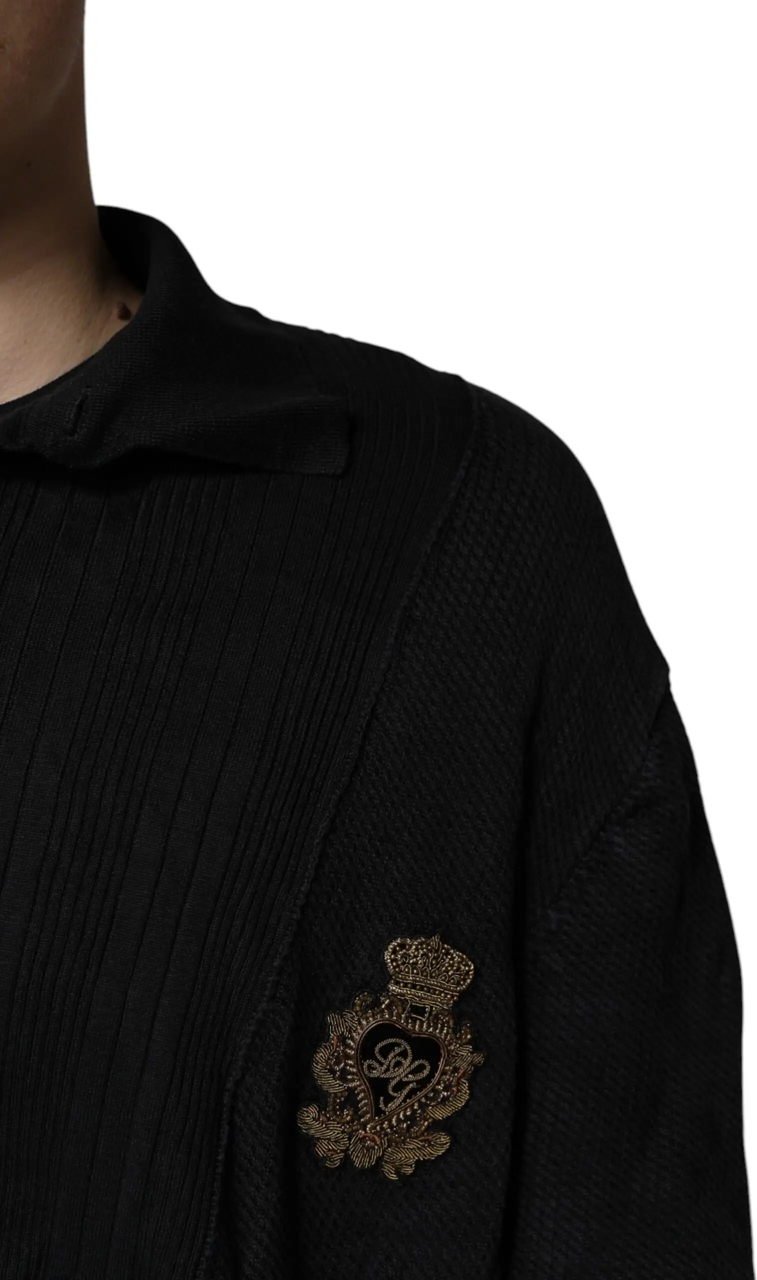 Черный пуловер-свитер Dolce & Gabbana с геральдическим узором и пуговицами из шелка