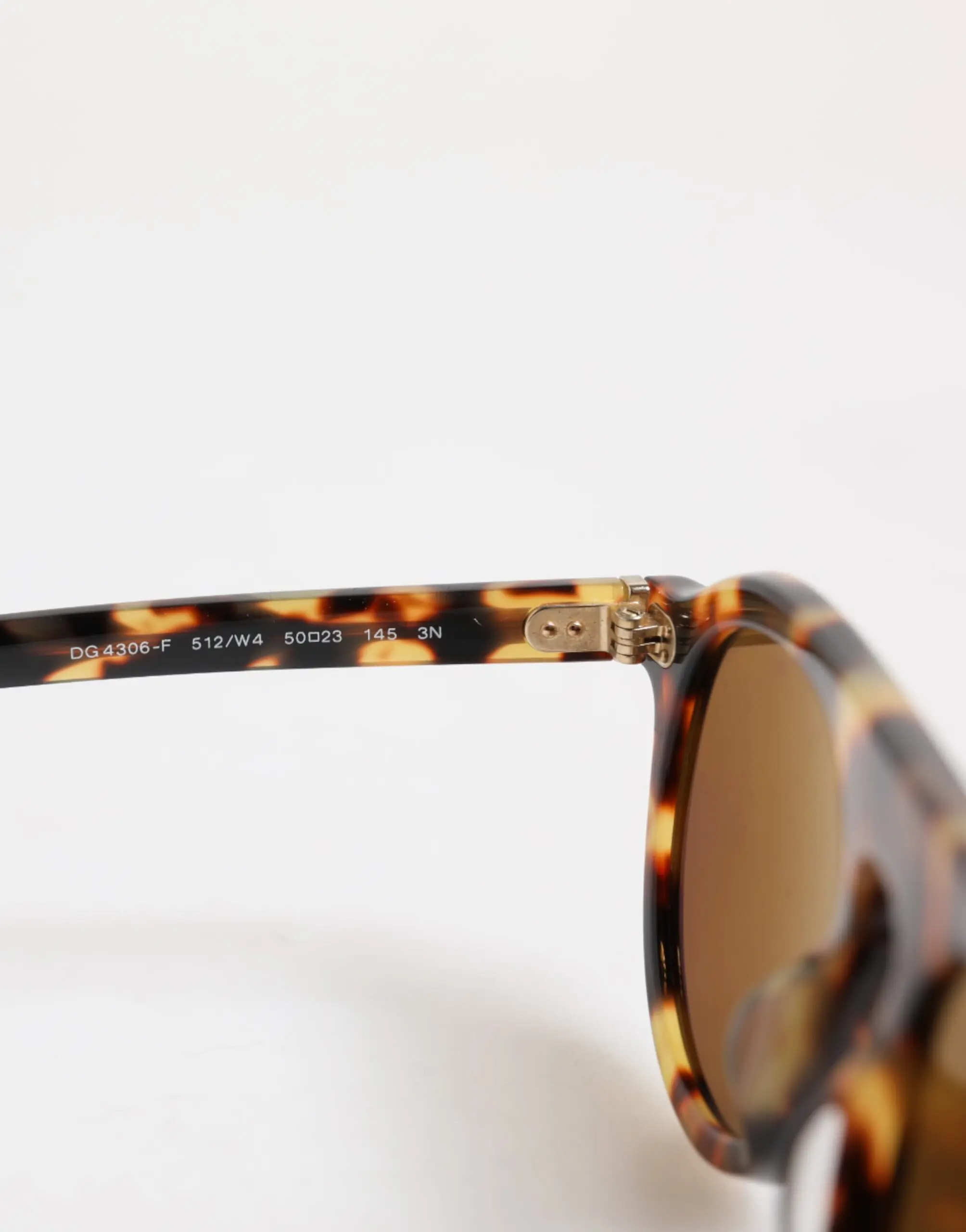 Dolce & Gabbana Quyoshdan Saqlovchi Ko'zoynak