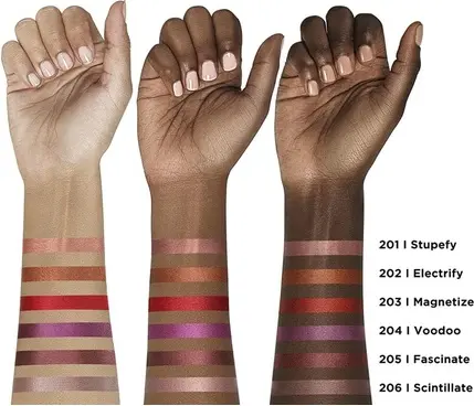 Жидкая помада L'Oreal Professional Rouge Signature Metallic