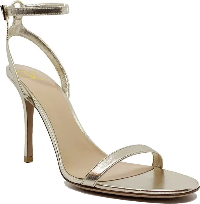 Valentino Garavani Oltin Charmli Stiletto Posentchali Sandallar