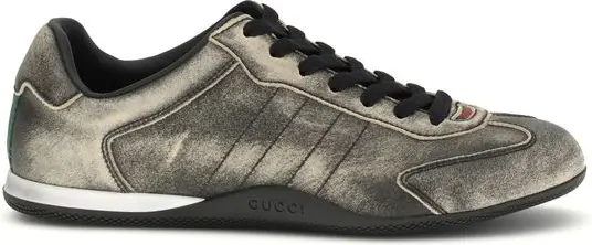 Qora pastki krossovkalar Gucci