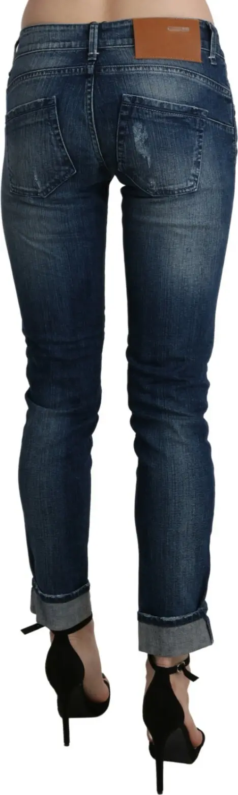 Jeans Yacht