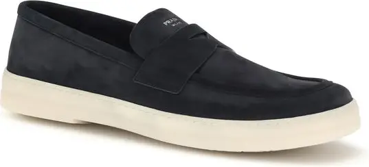 Ko'k buzoq terisidan Prada slip-on mokasinlari