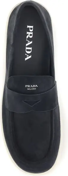 Ko'k buzoq terisidan Prada slip-on mokasinlari
