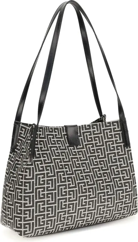 Balmain yeng sumkasi