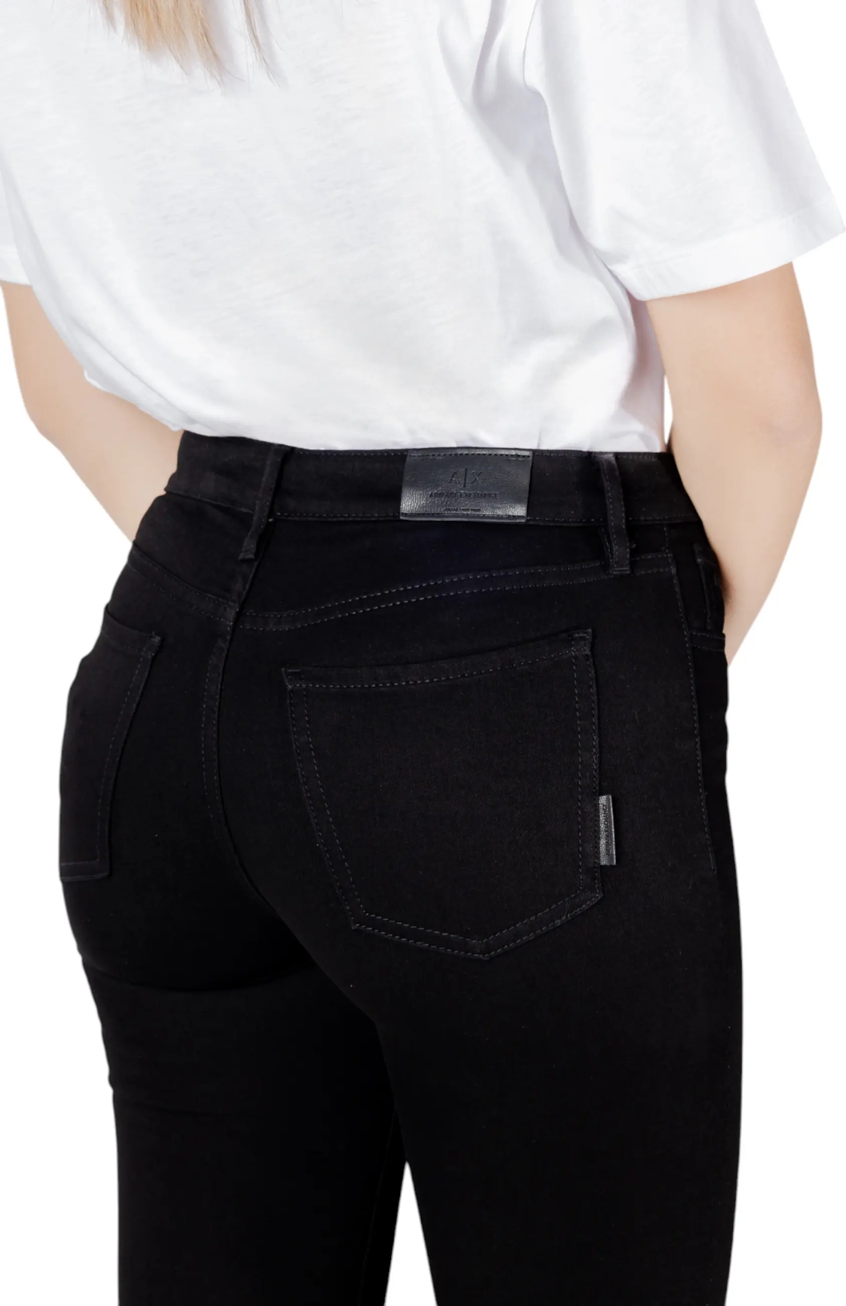 Джинсы Armani Exchange