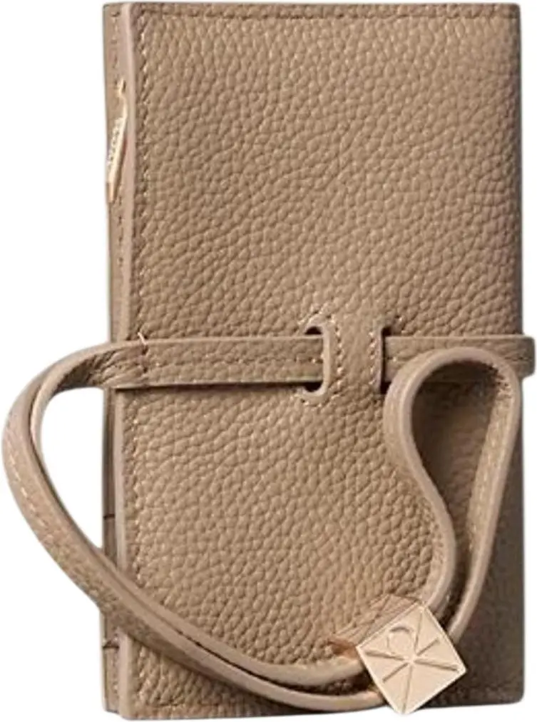 Calvin Klein sumkasi