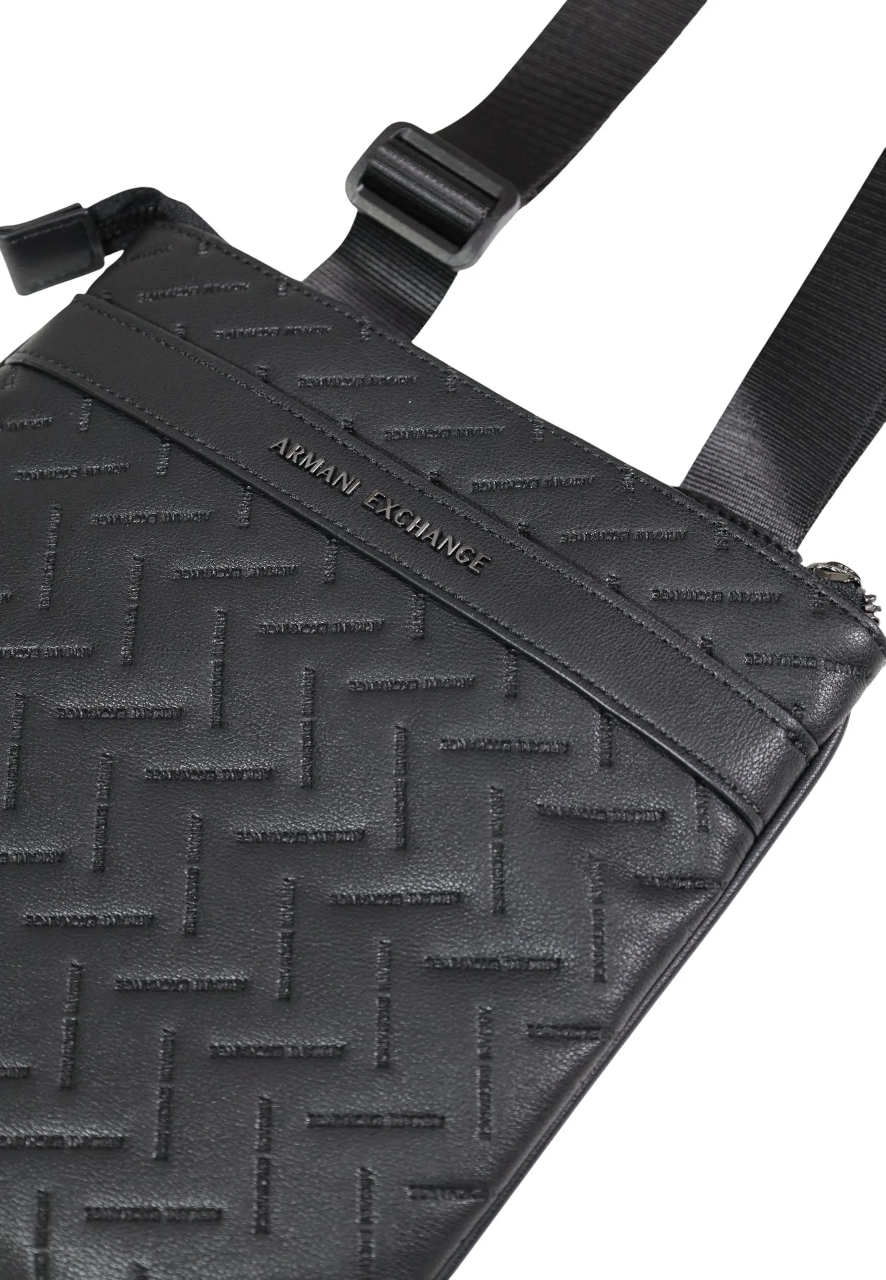 Sumkalar Armani Exchange