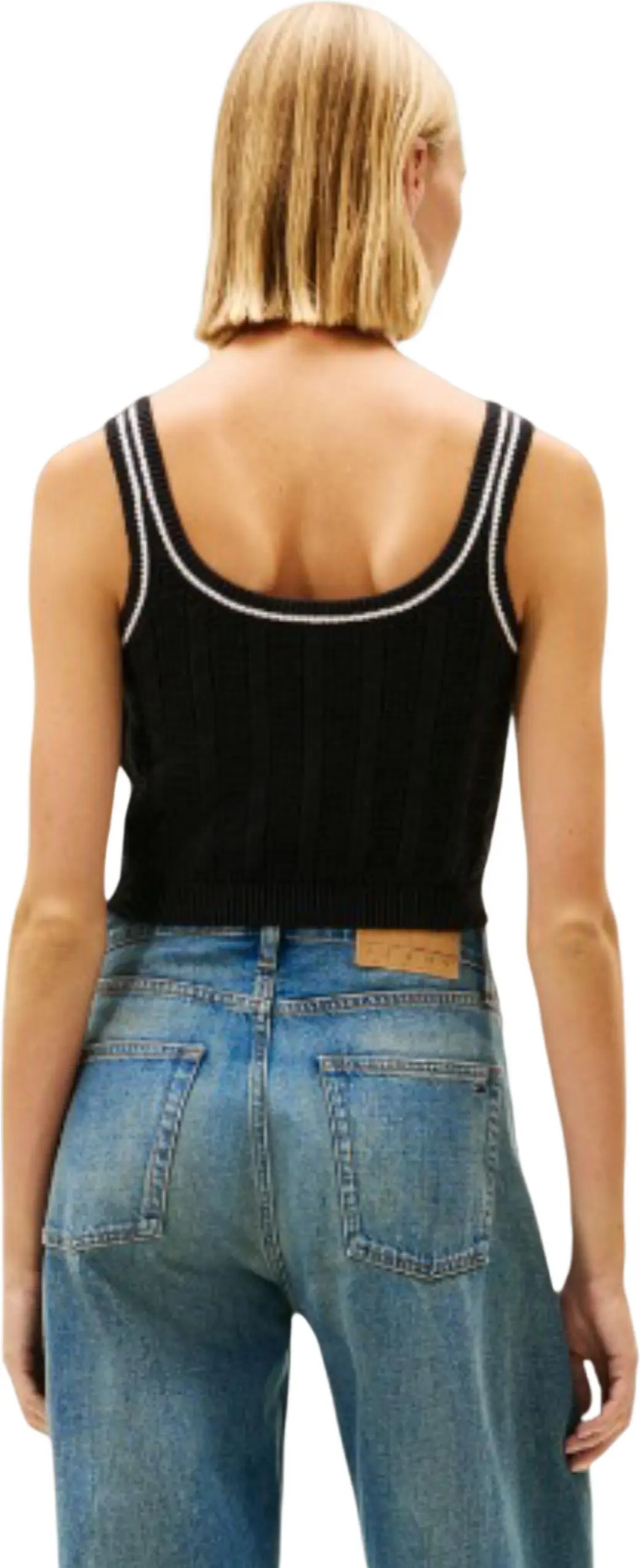 Tommy Jeans tepa kiyimi