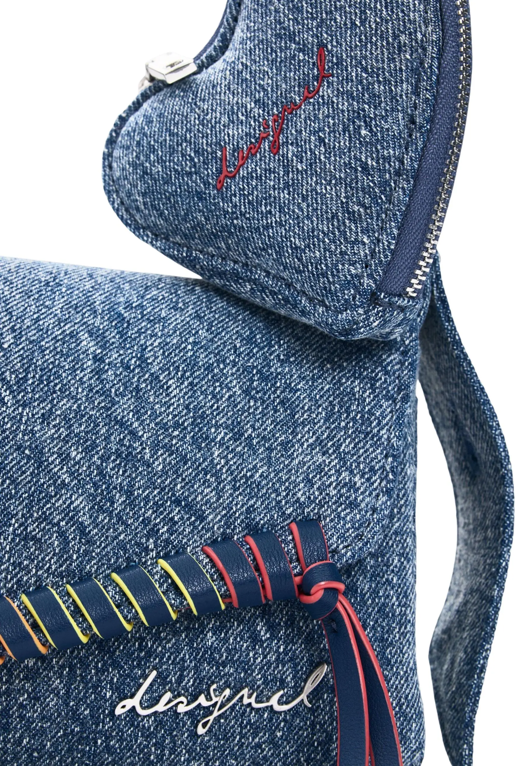 Desigual sumkalari