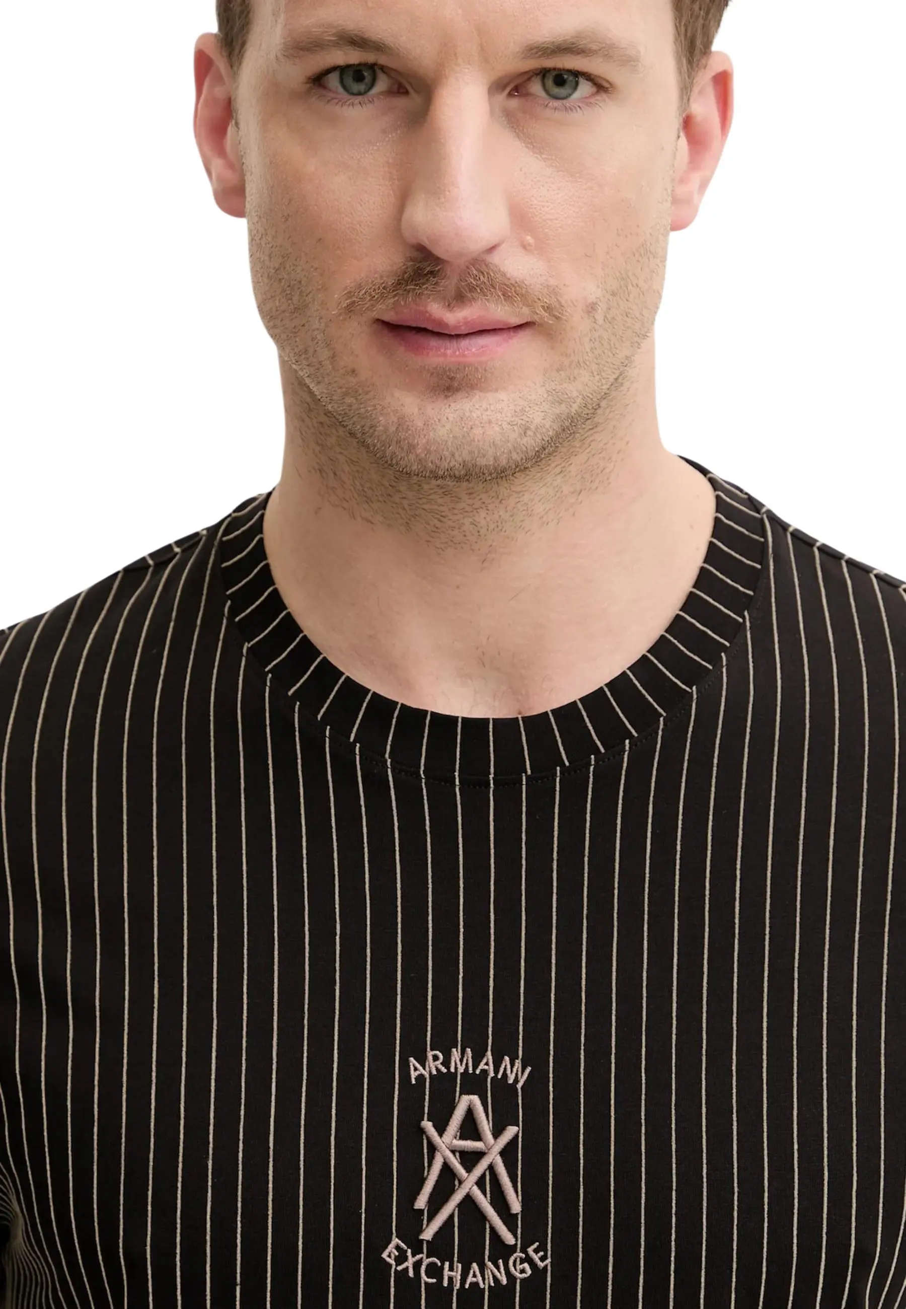 Футболка Armani Exchange