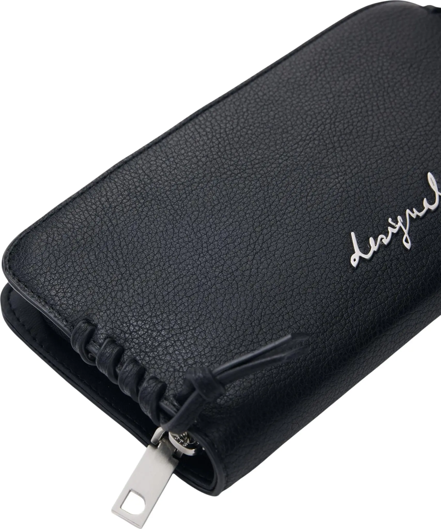Desigual sumkasi