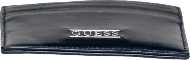 GUESS sumkasi