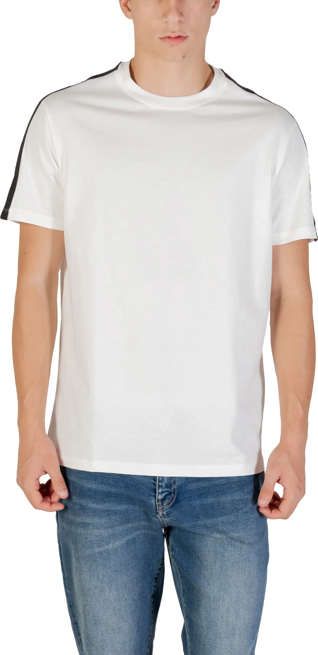 T-shirts Armani Exchange