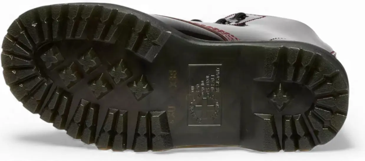 Dr. Martens etik